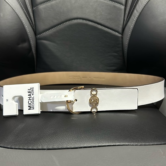 🔥🔥🔥NEW Michael Kors White Geniune Leather Belt Size Medium - Picture 1 of 5